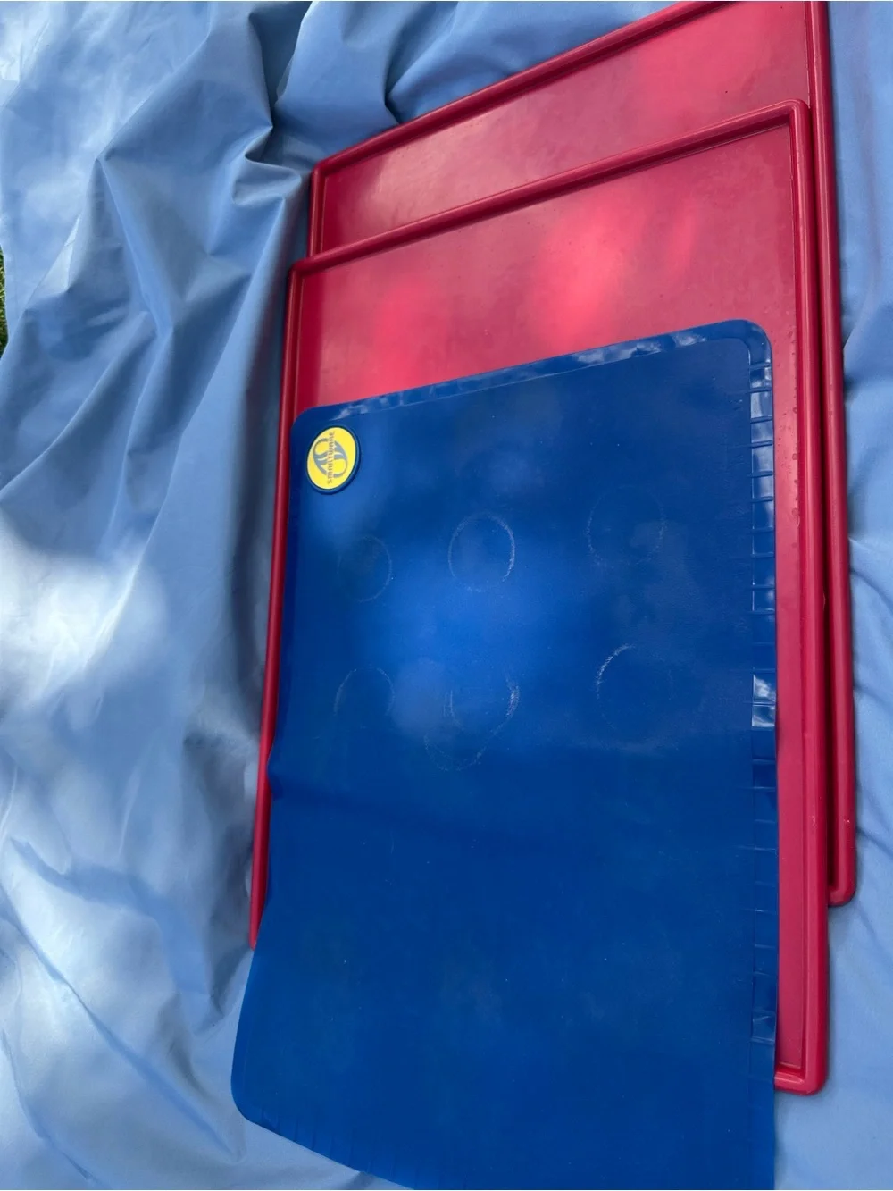 Mixed Smartware Silicone Bakeware Set -11 Pieces. Royal blue. Terracotta red VGC